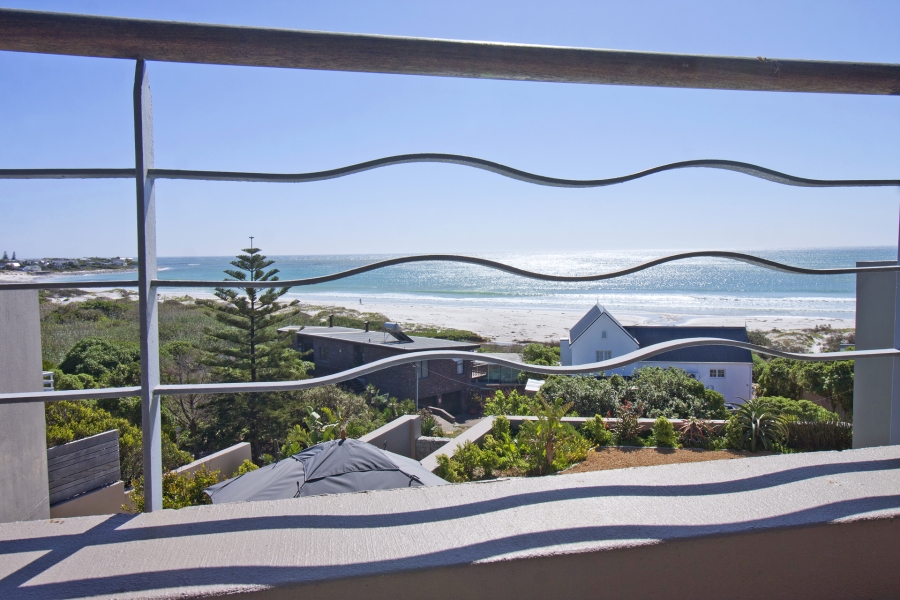 4 Bedroom Property for Sale in Kommetjie Western Cape